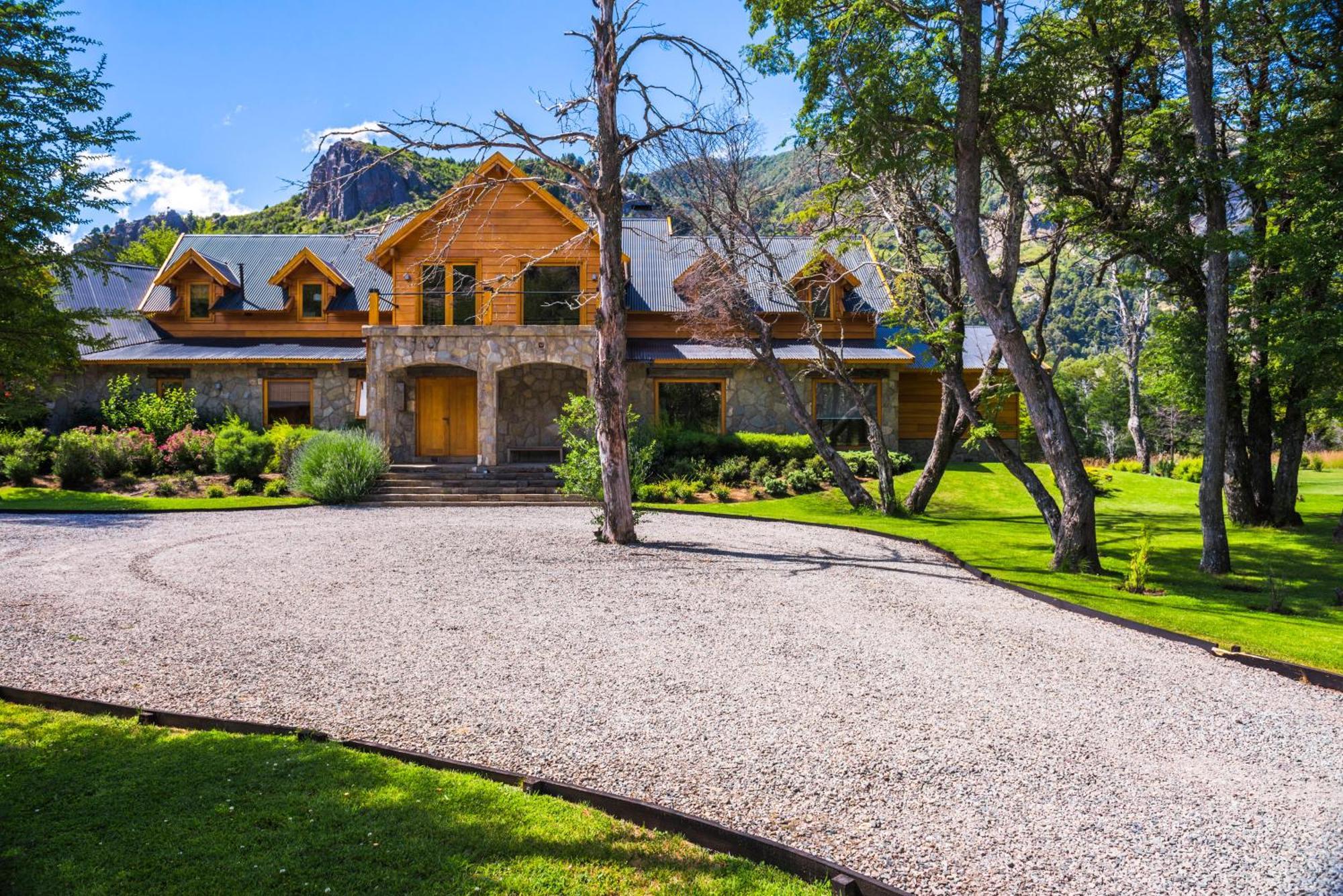 Rio Hermoso Hotel De Montana San Martin de los Andes Luaran gambar